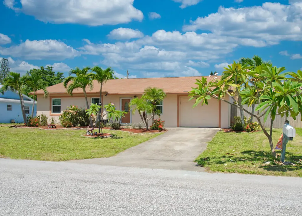 1978 NE 21st Terrace Jensen Beach FL 34957