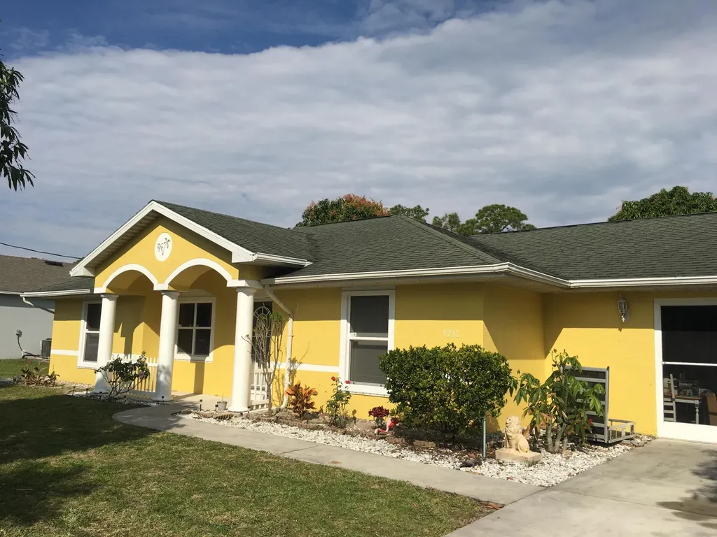 5232 NW North Piper Circle Port St Lucie FL 34986