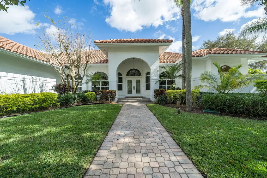 8020 Falls Lane Parkland FL 33067