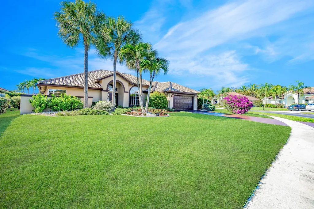 20301 Hacienda Court Boca Raton FL 33498