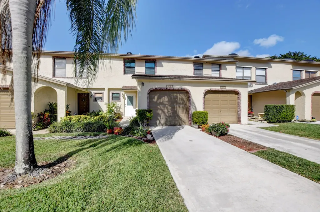 8815 SW 21st Street Boca Raton FL 33433