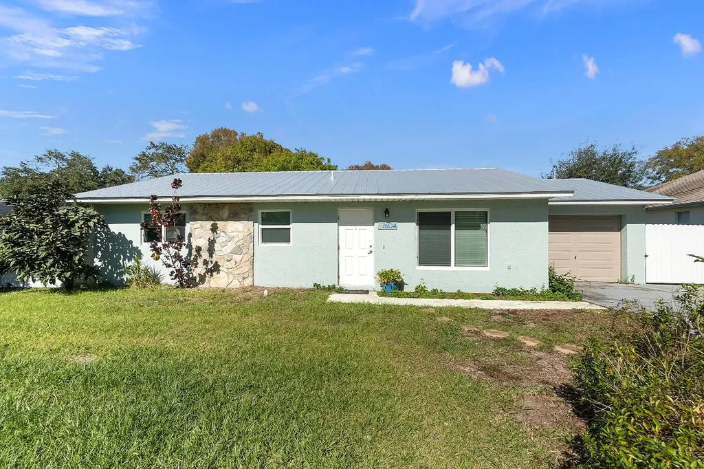 7604 Coquina Avenue Fort Pierce FL 34951