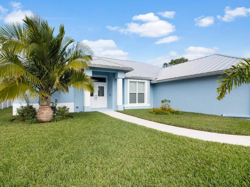1443 SW Abacus Avenue Port St Lucie FL 34953