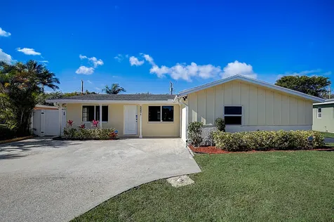525 Iris Avenue Palm Beach Gardens FL 33410
