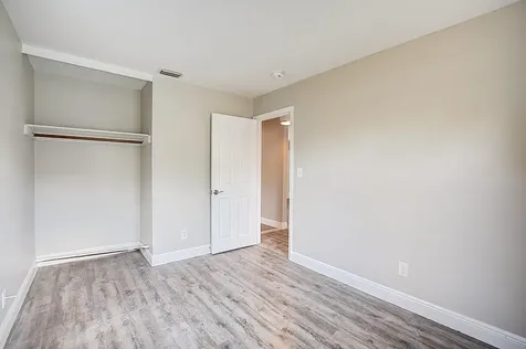 525 Iris Avenue Palm Beach Gardens FL 33410