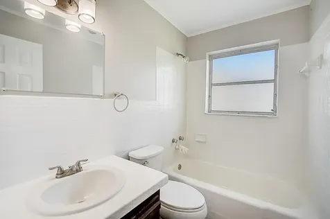 525 Iris Avenue Palm Beach Gardens FL 33410