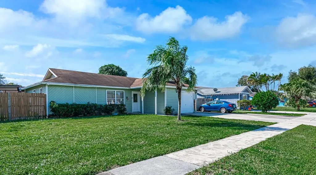 10138 Patience Lane Royal Palm Beach FL 33411