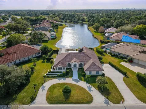 9619 Fairwood Court Port St Lucie FL 34986