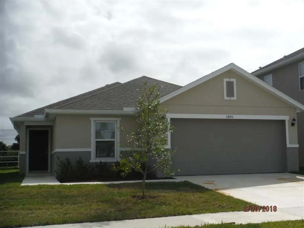 5490 NW Pine Trail Circle Port St Lucie FL 34983