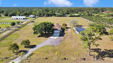 6204 SW Busch Street Palm City FL 34990