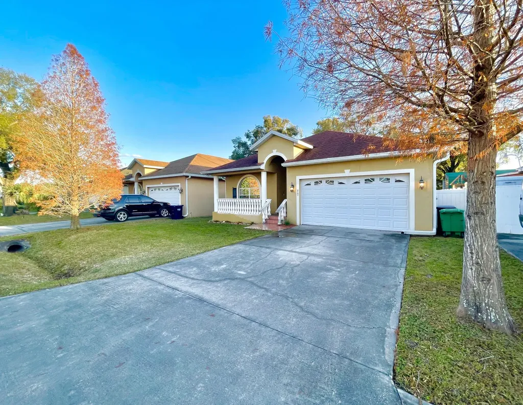 2742 W Leroy Street Tampa FL 33607
