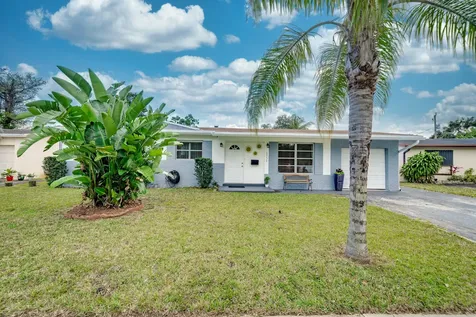 6950 SW 5th Court Pembroke Pines FL 33023