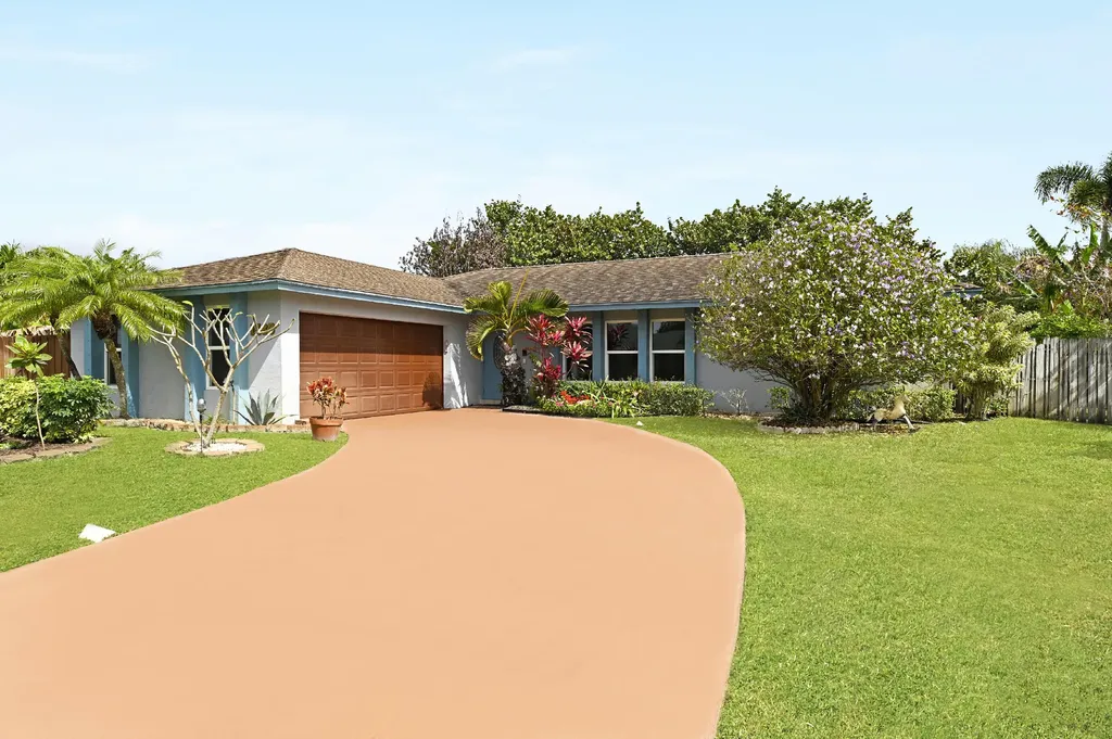 1480 Red Pine Trail Wellington FL 33414