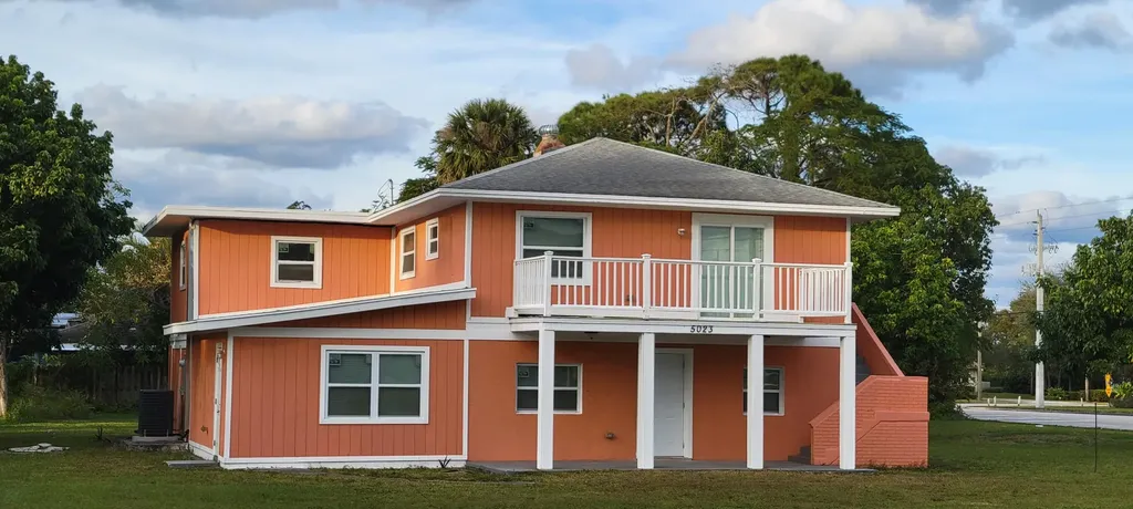 5023 Club Road Haverhill FL 33415