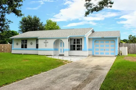1731 SE Cascella Court Port St Lucie FL 34952