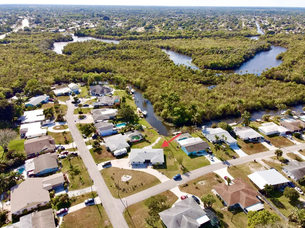 212 Olive Avenue Port St Lucie FL 34952