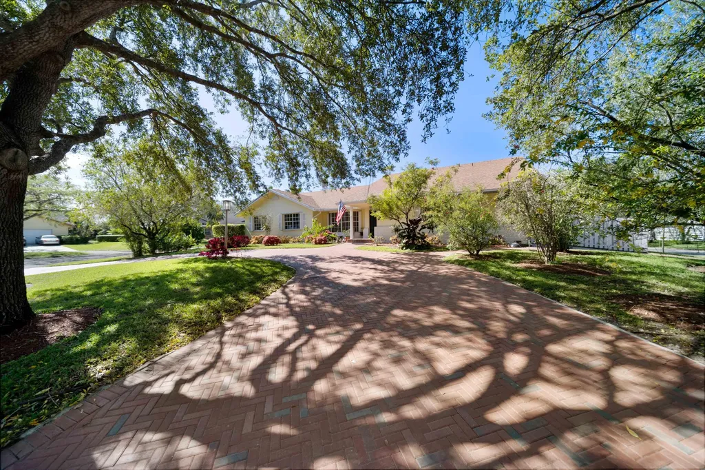 14870 SW 152nd Court Miami FL 33196