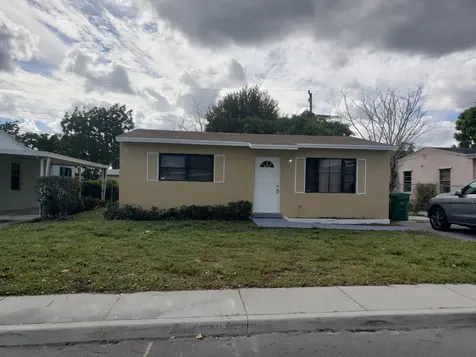 1321 W 24th Street Riviera Beach FL 33404