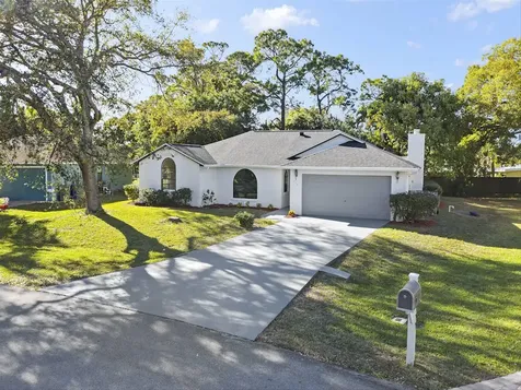 775 24th Square Vero Beach FL 32962