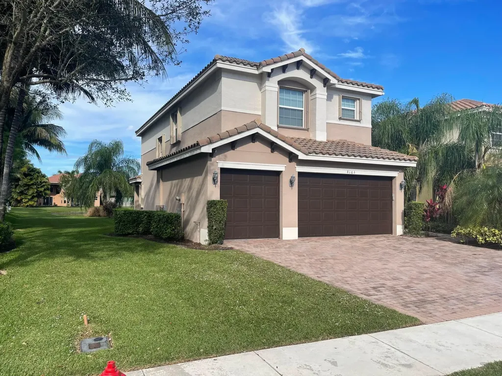 8163 Santalo Cove Court Boynton Beach FL 33473