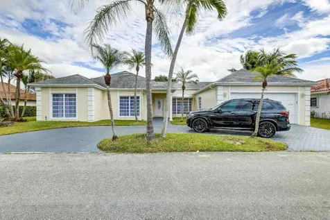 4906 N Travelers Palm Lane Tamarac FL 33319