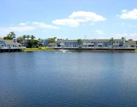 1516 Ocean Dunes Circle Jupiter FL 33477