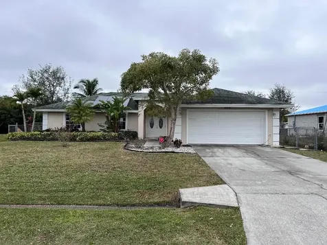2102 SW Burlington Street Port St Lucie FL 34984