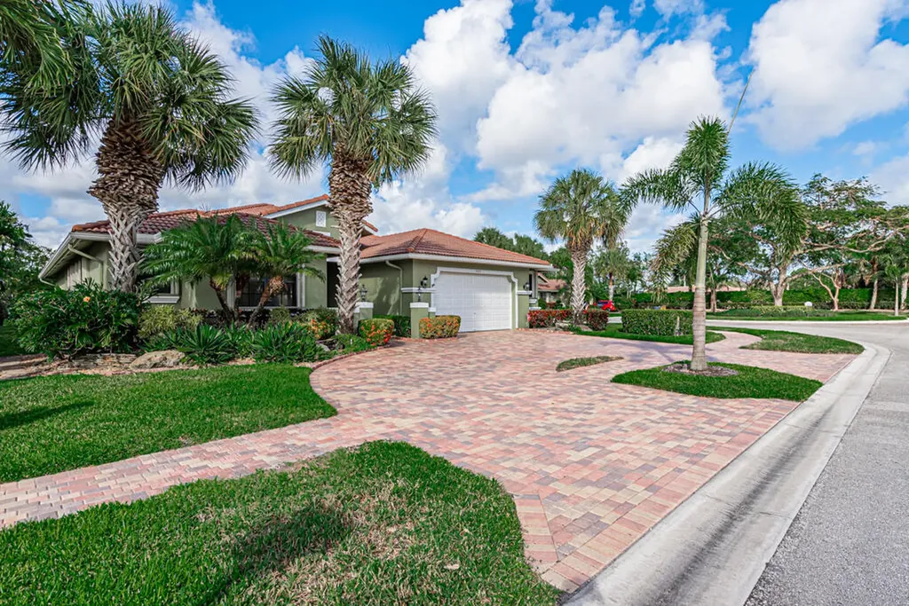 6862 Antinori Lane Boynton Beach FL 33437