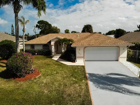2085 SE Benedictine Street Port St Lucie FL 34983
