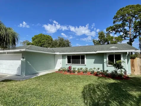 1641 SW Alvaton Avenue Port St Lucie FL 34953