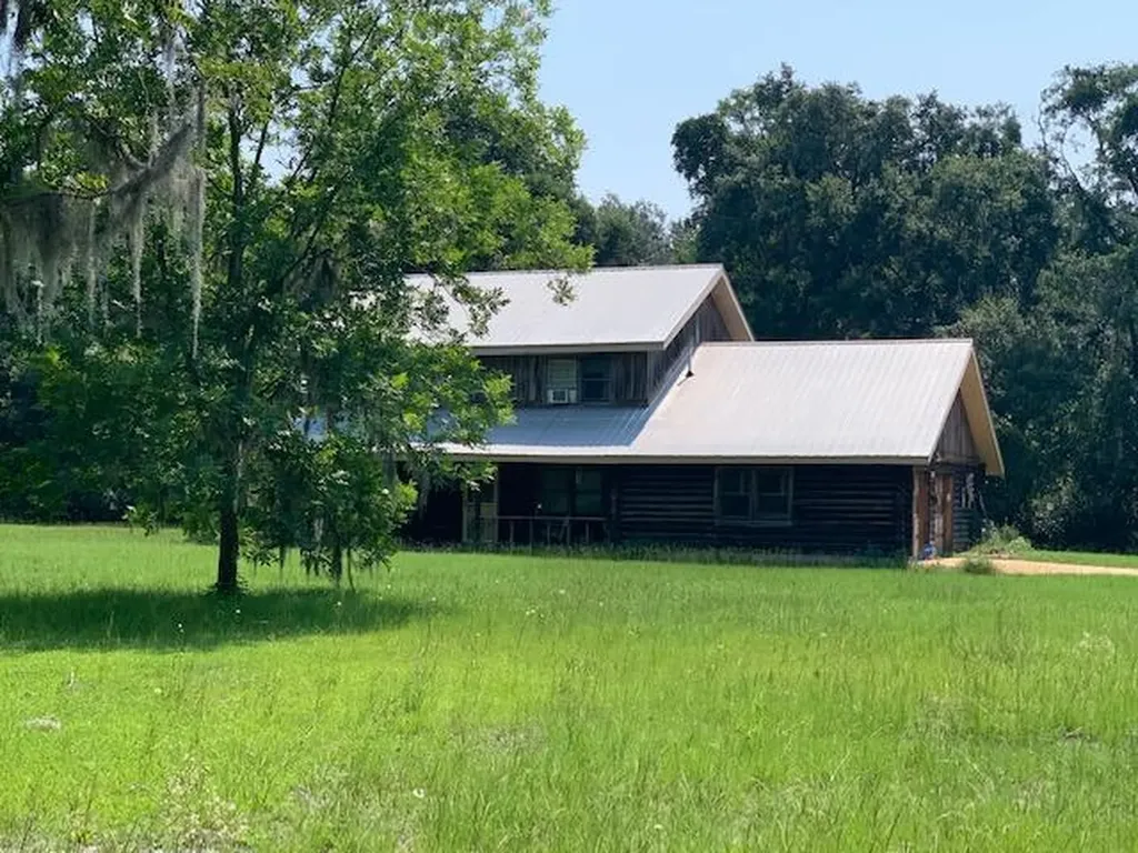 15551 NE County Road 339 Trenton FL 32693