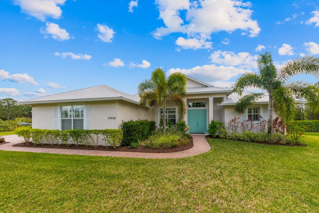 17496 72nd Road N Loxahatchee FL 33470