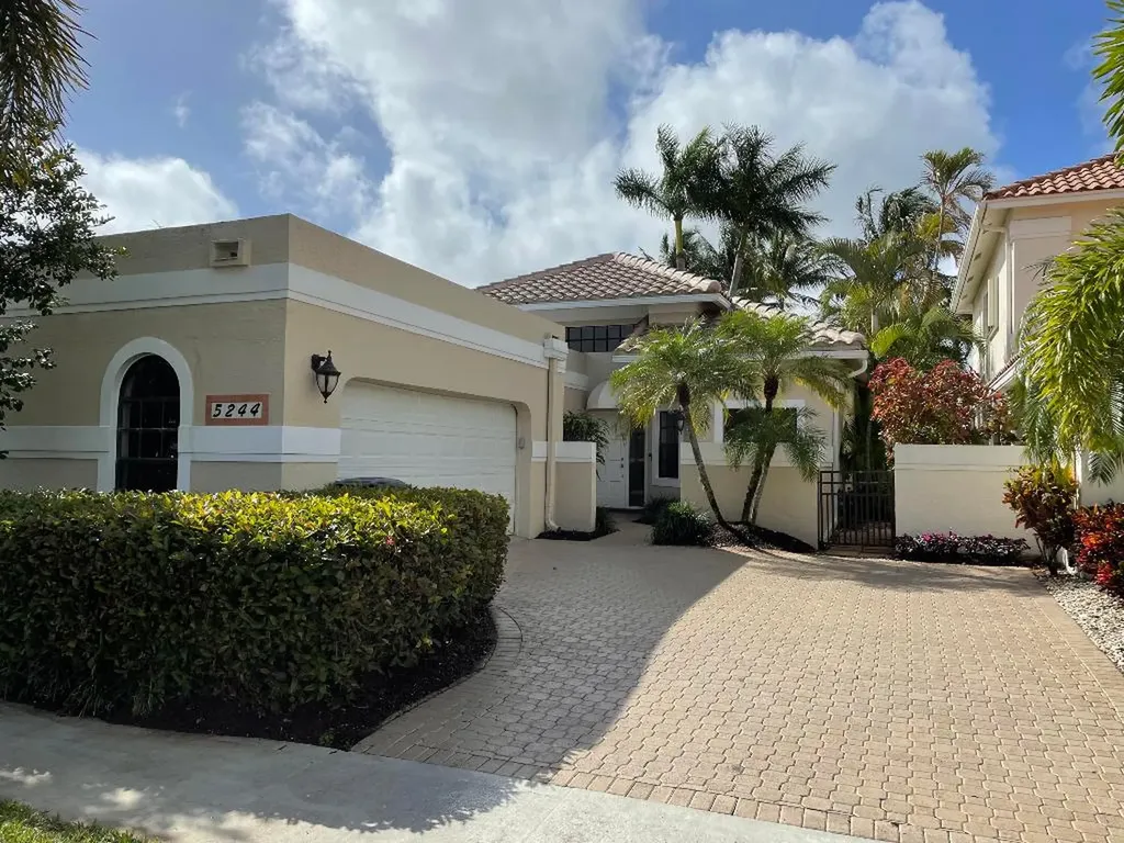 5244 Via De Amalfi Drive Boca Raton FL 33496