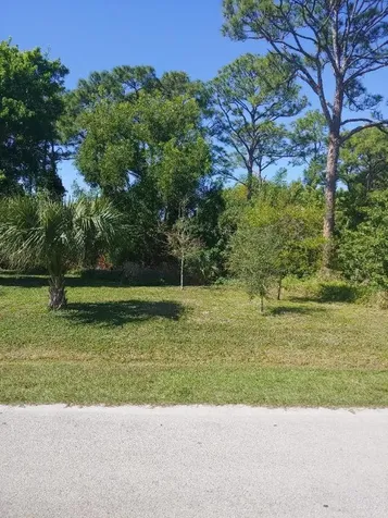 5613 Raintree Trail Fort Pierce FL 34982