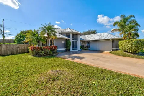 3436 SE Hart Circle Port St Lucie FL 34984