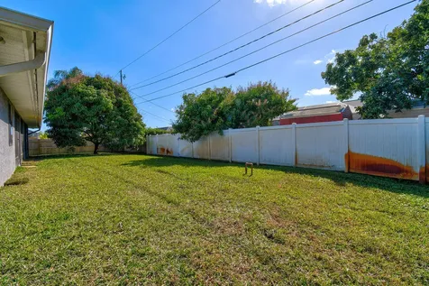 3436 SE Hart Circle Port St Lucie FL 34984
