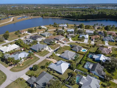 3436 SE Hart Circle Port St Lucie FL 34984
