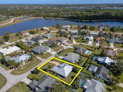 3436 SE Hart Circle Port St Lucie FL 34984