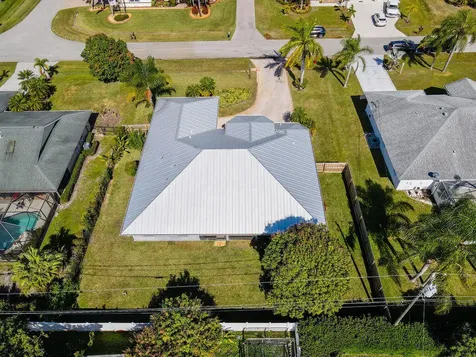 3436 SE Hart Circle Port St Lucie FL 34984