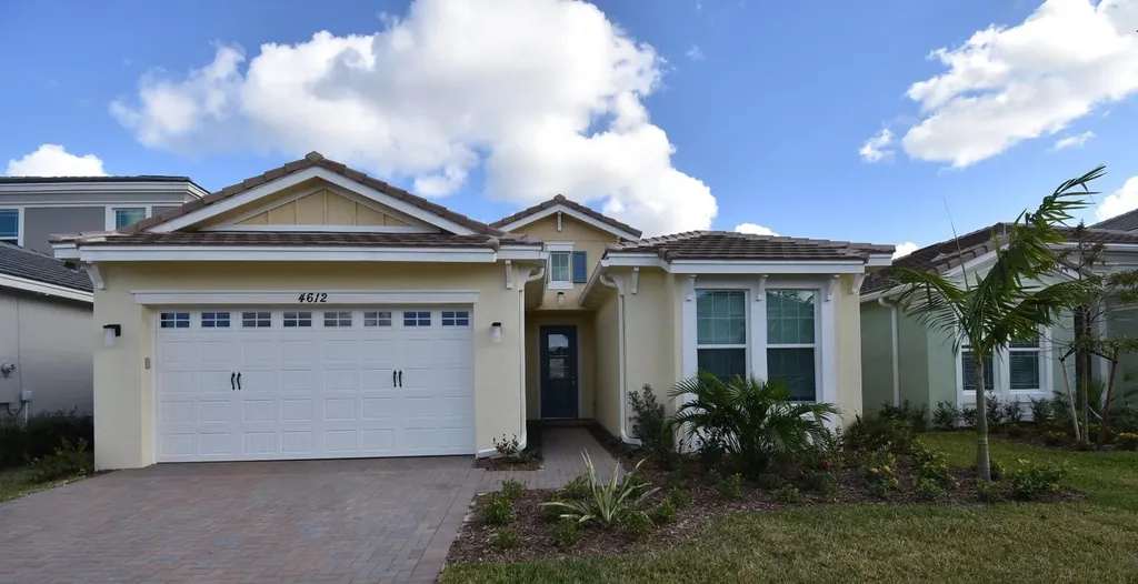 4612 Woodland Way Loxahatchee FL 33470