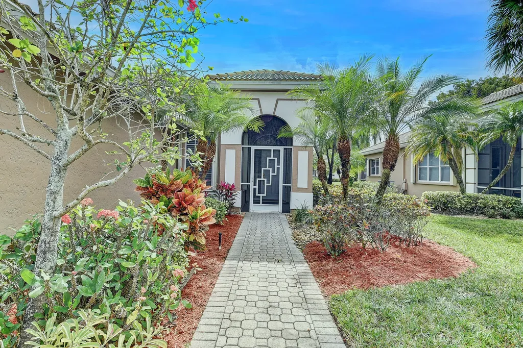 6912 Cairnwell Drive Boynton Beach FL 33472