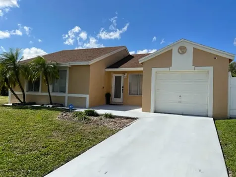 9957 Robins Nest Road Boca Raton FL 33496