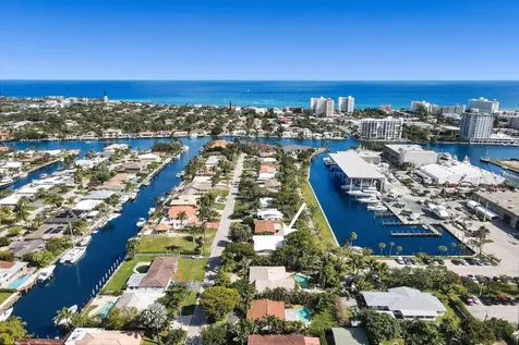 2860 NE 18th Street Pompano Beach FL 33062