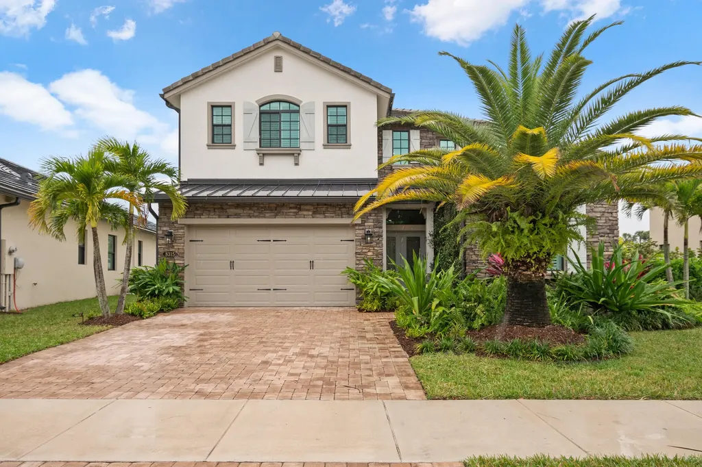 8315 Grand Prix Lane Boynton Beach FL 33472