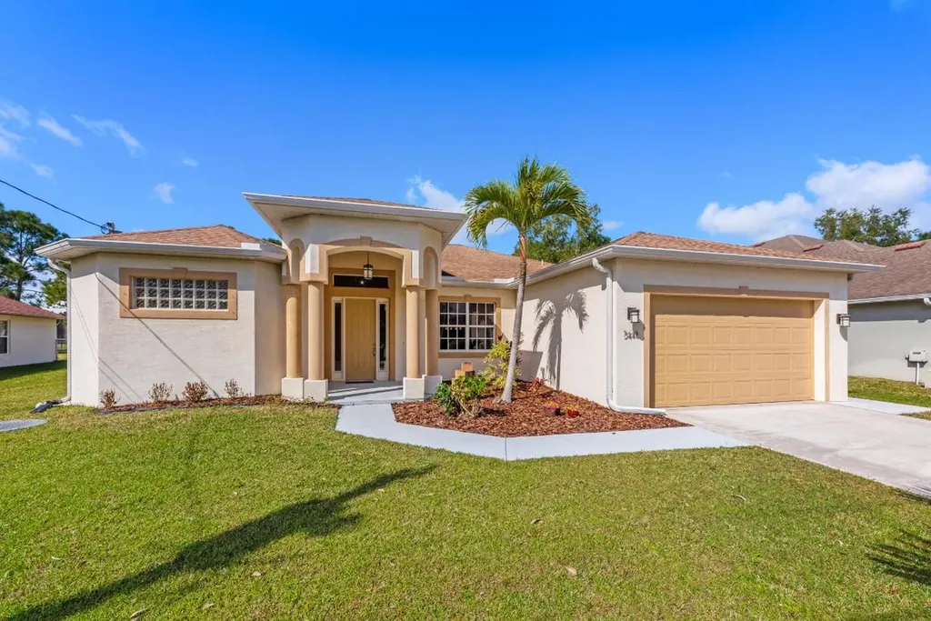 5444 NW Briscoe Drive Port St Lucie FL 34986