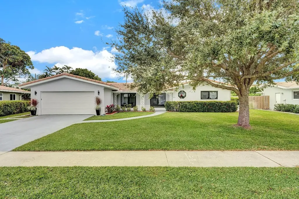 806 SW 2nd Street Boca Raton FL 33486
