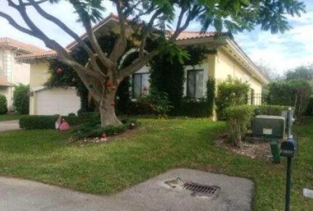 18831 SW 77th Court Cutler Bay FL 33157