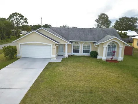 3996 SW Kakopo Street Port St Lucie FL 34953