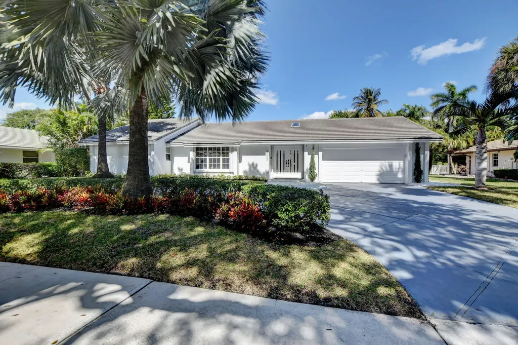2023 NW 19th Way Boca Raton FL 33431