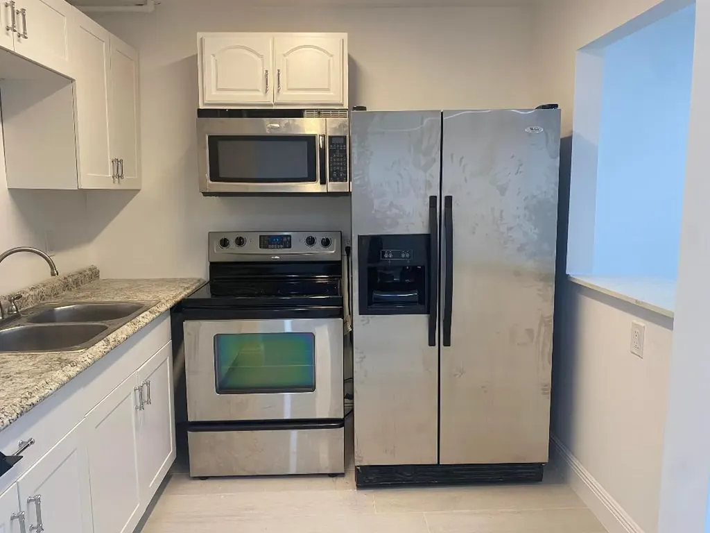 555 Purdy Lane Palm Springs FL 33461